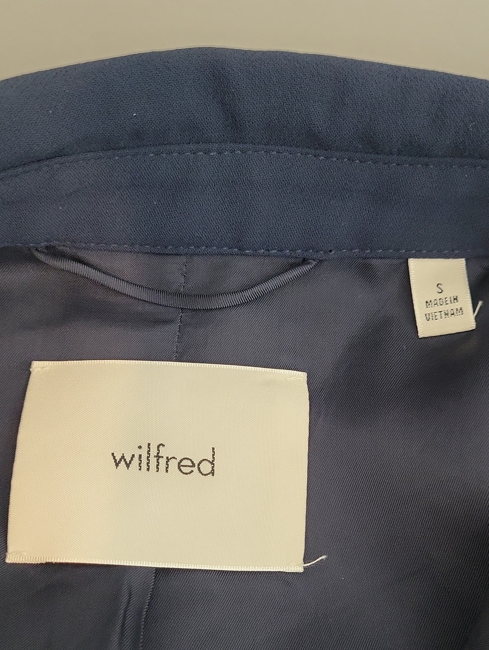Aritzia Wilfred Little Cropped Jacket Navy Blue size Small - Picture 8 of 9